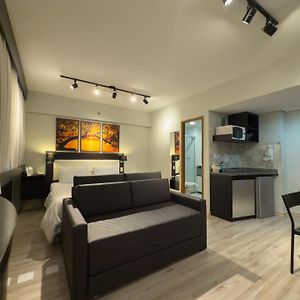 Deluxe King Studio